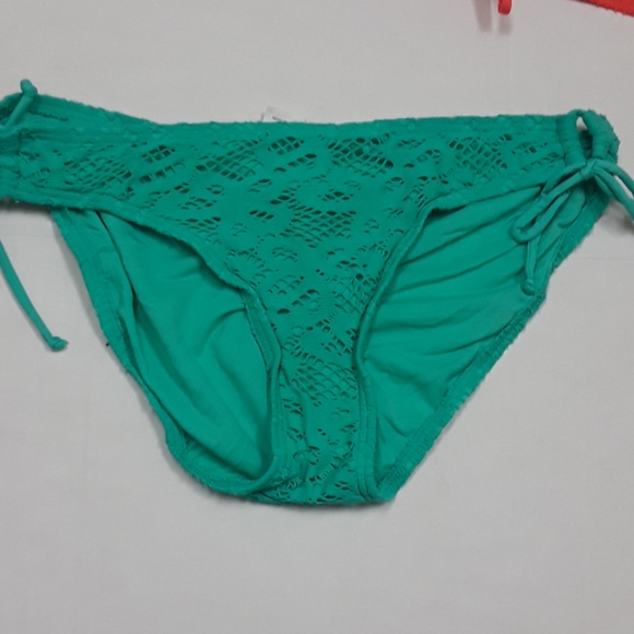 🌞NWOT Kenneth Cole mint green crocheted bottom A-28 - Picture 1 of 5